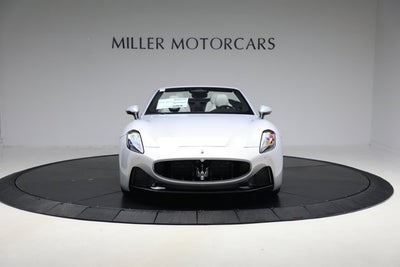 2026 Maserati GranCabrio Modena