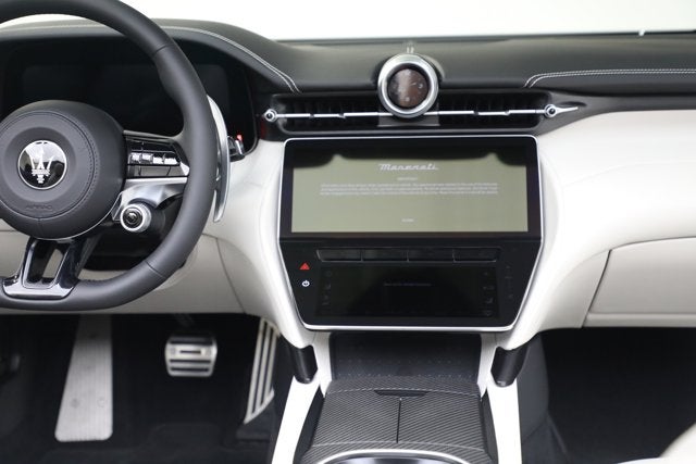 2026 Maserati GranCabrio Modena