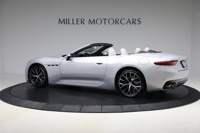 2026 Maserati GranCabrio Modena