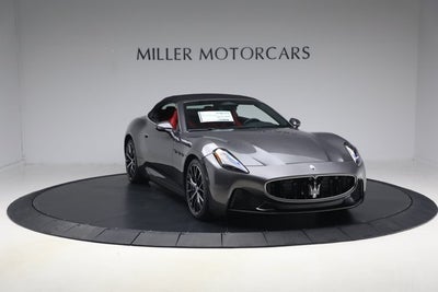 2026 Maserati GranCabrio Modena