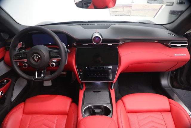 2026 Maserati GranCabrio Modena