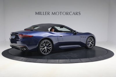 2026 Maserati GranCabrio Modena
