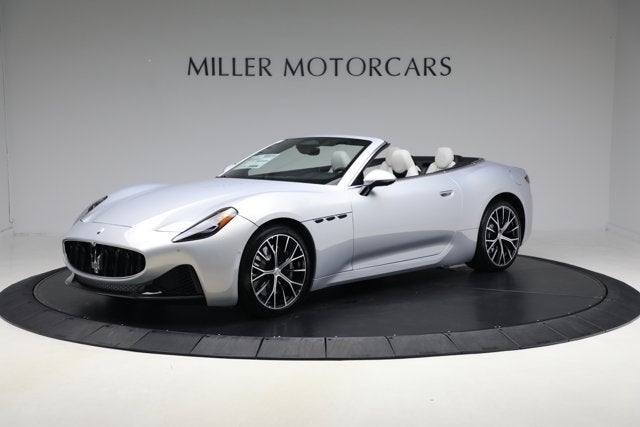 2026 Maserati GranCabrio Modena