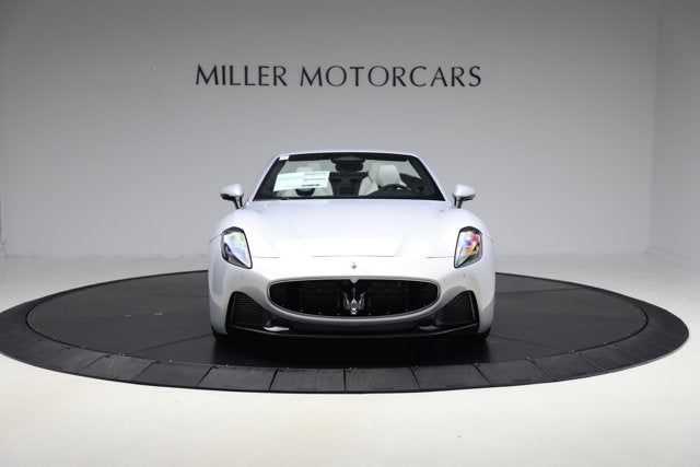 2026 Maserati GranCabrio Modena