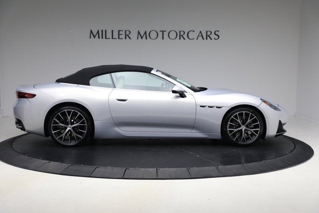 2026 Maserati GranCabrio Modena