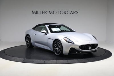 2026 Maserati GranCabrio Modena