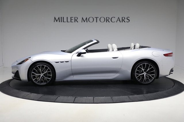 2026 Maserati GranCabrio Modena