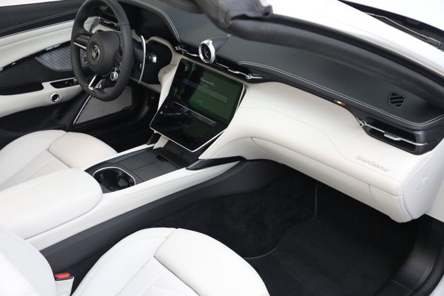 2026 Maserati GranCabrio Modena