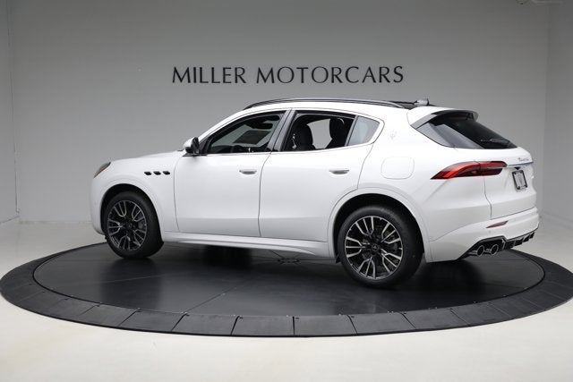 2025 Maserati Grecale 