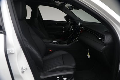 2026 Maserati Grecale Modena