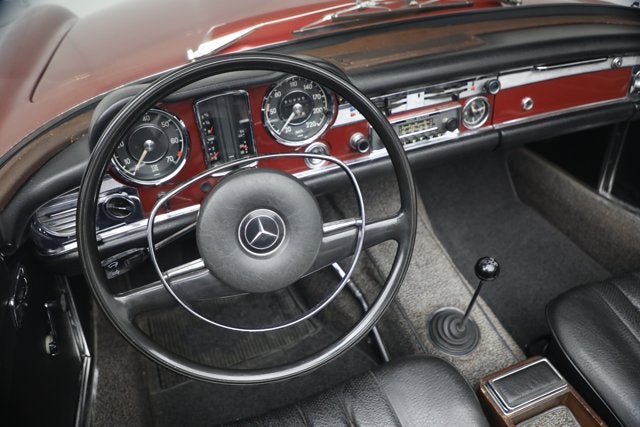1968 Mercedes-Benz 280SL Base