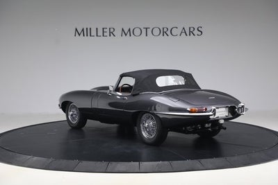 1964 Jaguar E-Type Base