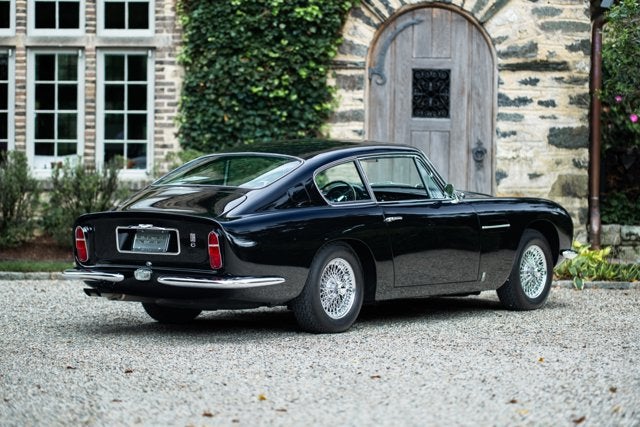 1968 Aston Martin DB6 Base