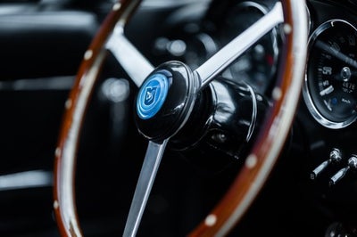 1968 Aston Martin DB6 Base