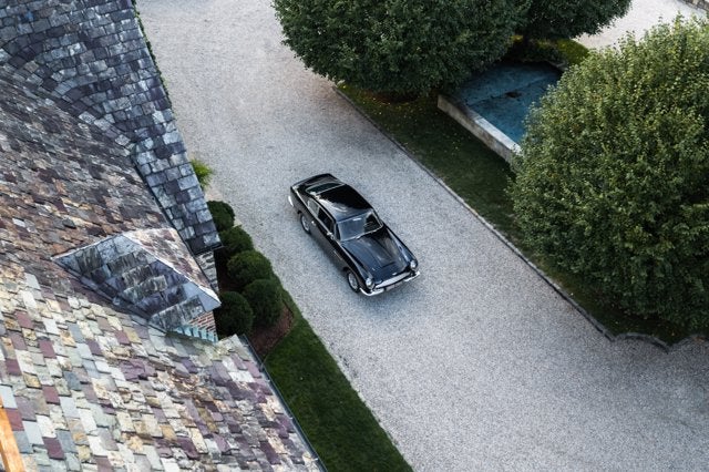 1968 Aston Martin DB6 Base
