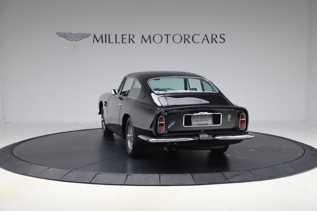 1968 Aston Martin DB6 Base