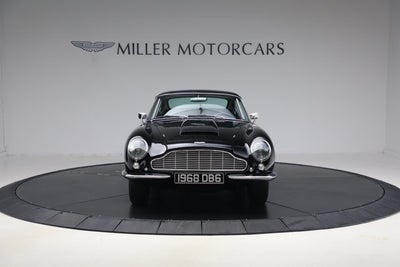 1968 Aston Martin DB6 Base