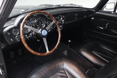 1968 Aston Martin DB6 Base