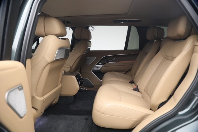 2025 Land Rover Range Rover P530 Autobiography LWB