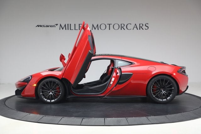 2017 McLaren 570GT Base