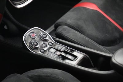 2017 McLaren 570GT Base
