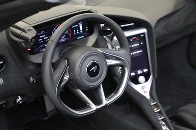 2024 McLaren 750S Spider Performance