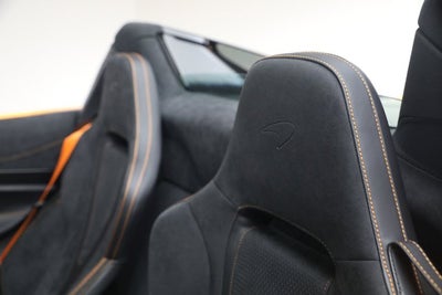2025 McLaren 750S Spider Performance