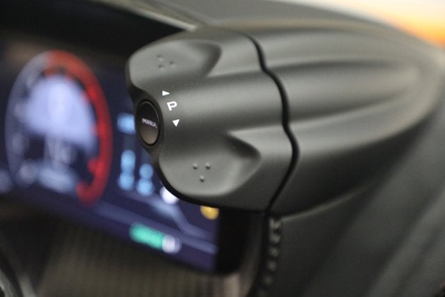 2025 McLaren 750S Spider Performance