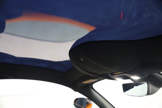 2025 McLaren 750S Spider Performance