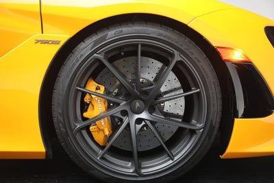 2025 McLaren 750S Spider Performance