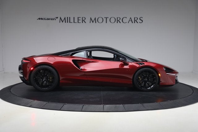 2023 McLaren Artura Performance