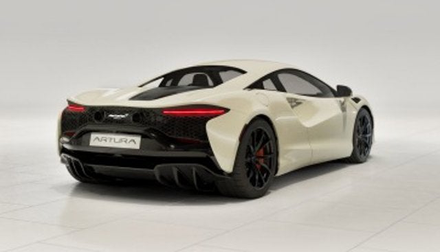 2023 McLaren Artura Performance