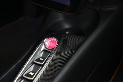 2023 McLaren Artura Performance