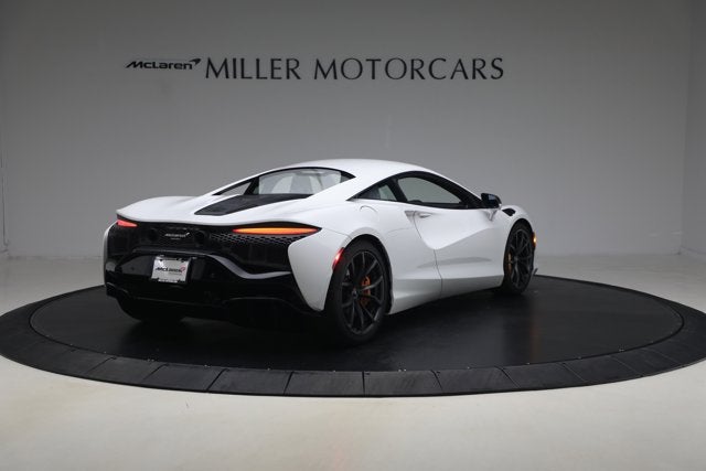 2023 McLaren Artura Performance
