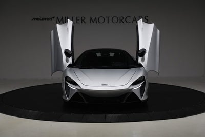 2023 McLaren Artura TechLux