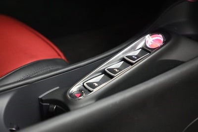 2023 McLaren Artura TechLux