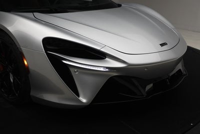 2023 McLaren Artura TechLux