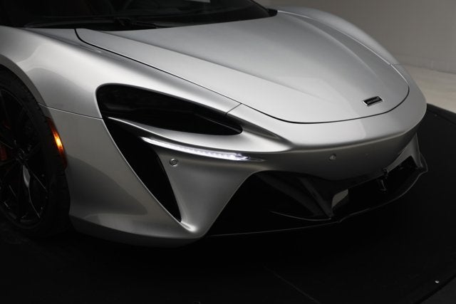 2023 McLaren Artura TechLux