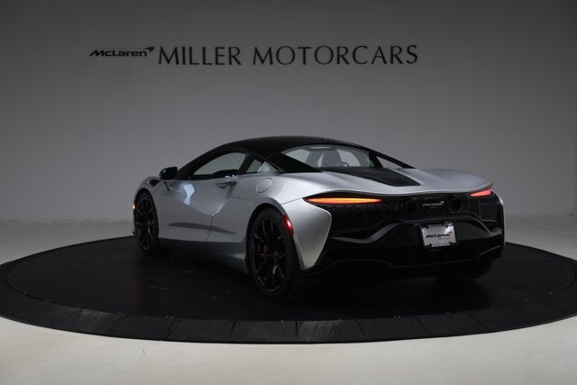 2023 McLaren Artura TechLux