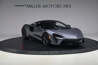 2024 McLaren Artura Performance