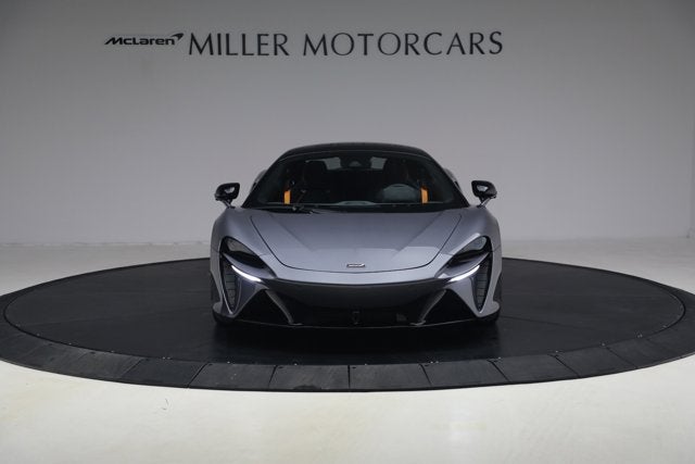 2024 McLaren Artura Performance
