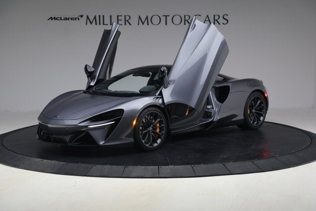 2024 McLaren Artura Performance