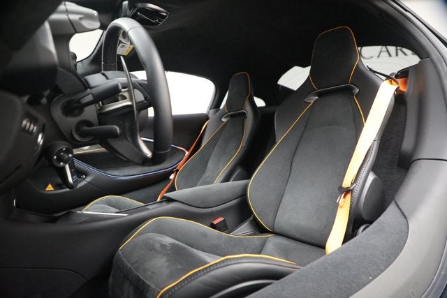 2024 McLaren Artura Performance