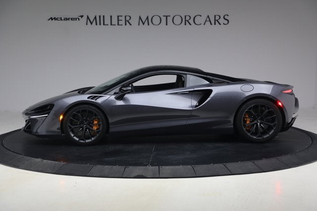 2024 McLaren Artura Performance