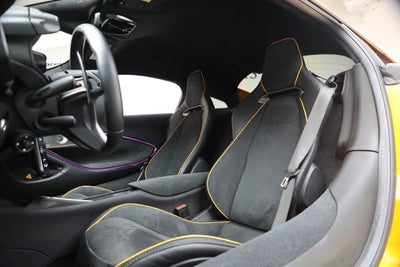 2024 McLaren Artura Performance