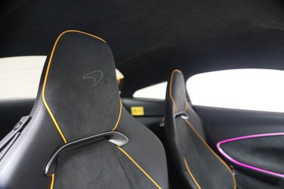 2024 McLaren Artura Performance