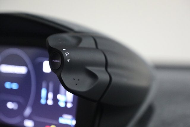 2024 McLaren Artura Performance