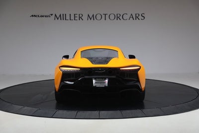 2024 McLaren Artura Performance