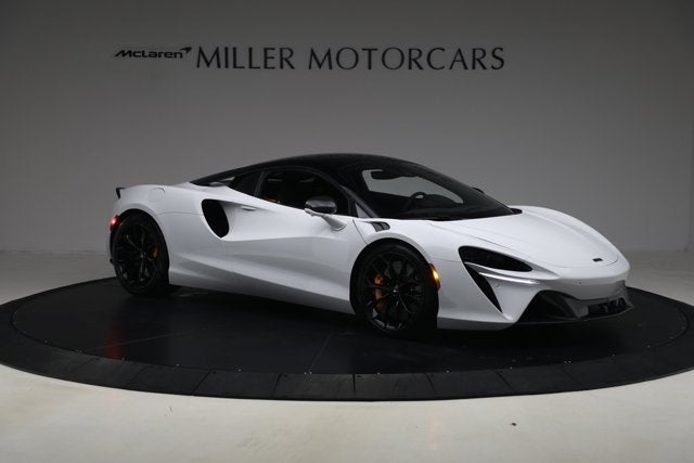 2023 McLaren Artura Base