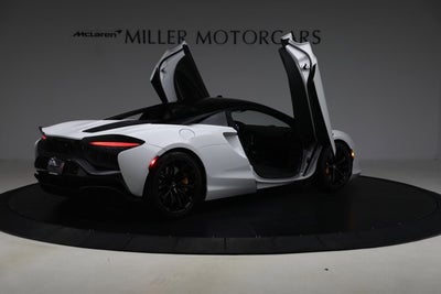 2023 McLaren Artura Base